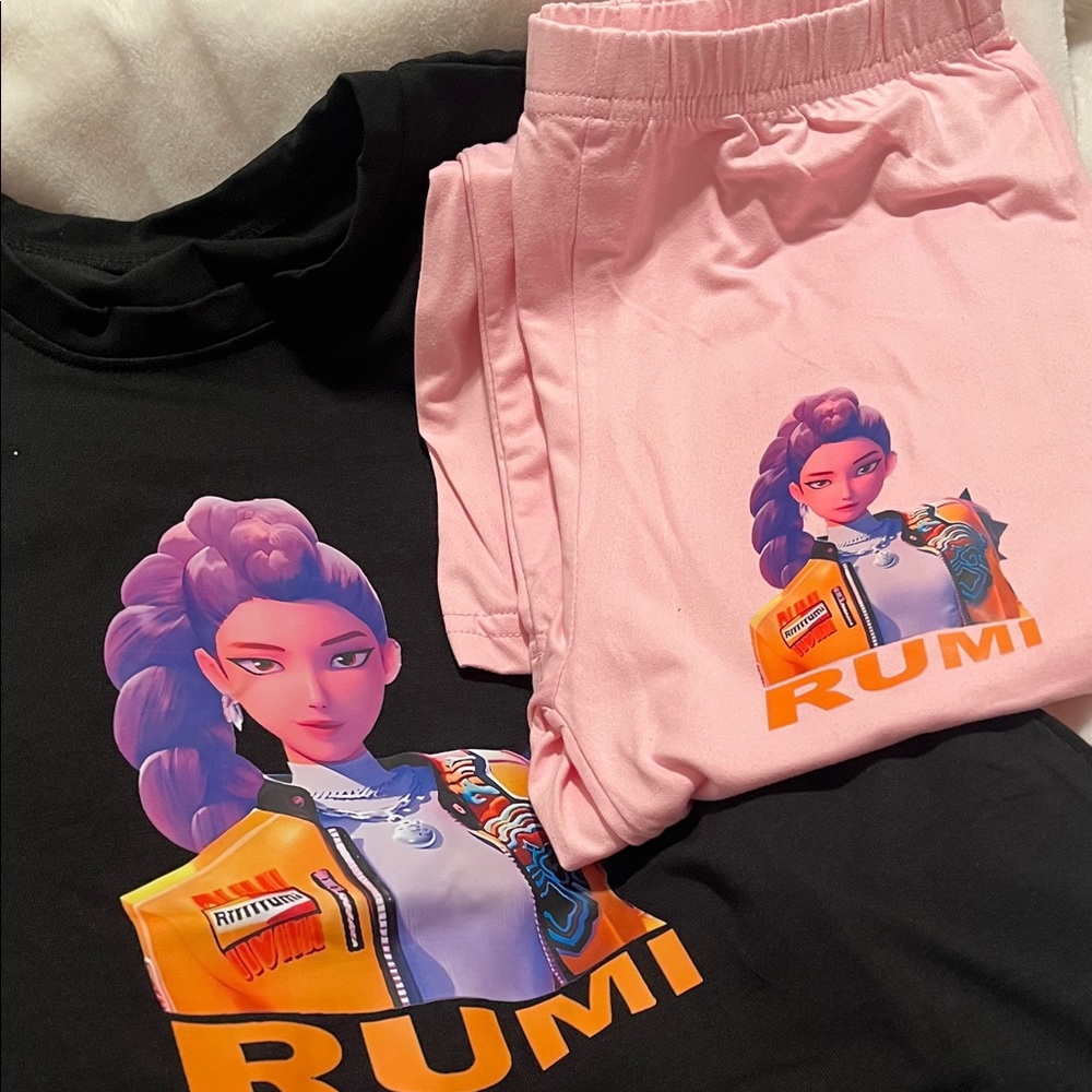 Rumi Graphic Kids  k-pop Set - Pink and Black